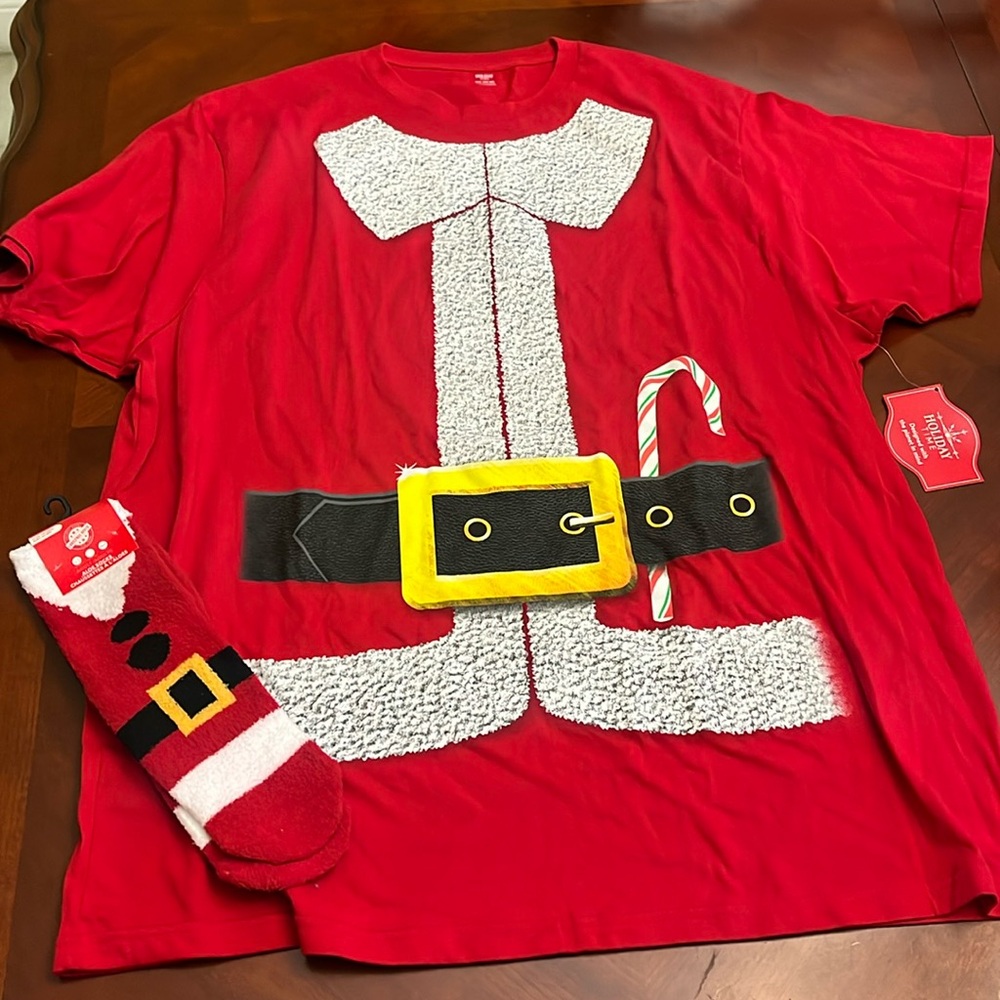 Bundle of Santa Claus 🎅 t-shirt & socks